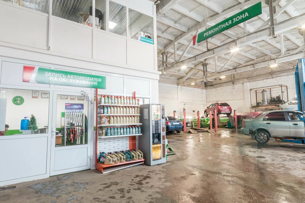 Кастрол выставочный стенд. Castrol печать. Кастрол ижевск. Castrol баннер. Castrol 5w30.
