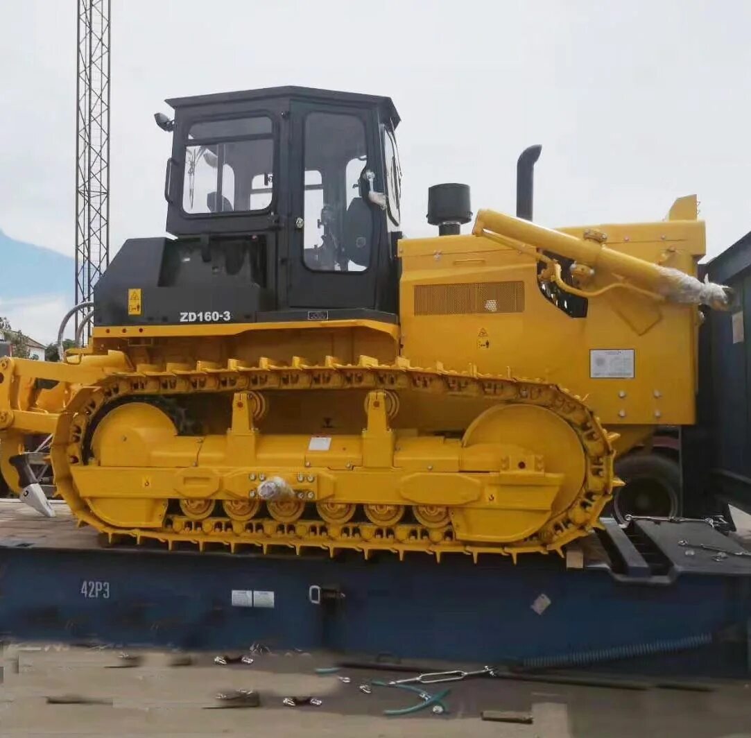 Zoomlion zd160 3. Гусеничный бульдозер zoomlion zd160-3. шантуй зумлион. бульдозер zoomlion zd160 s(h)-3 c одностоечным рыхлителем.