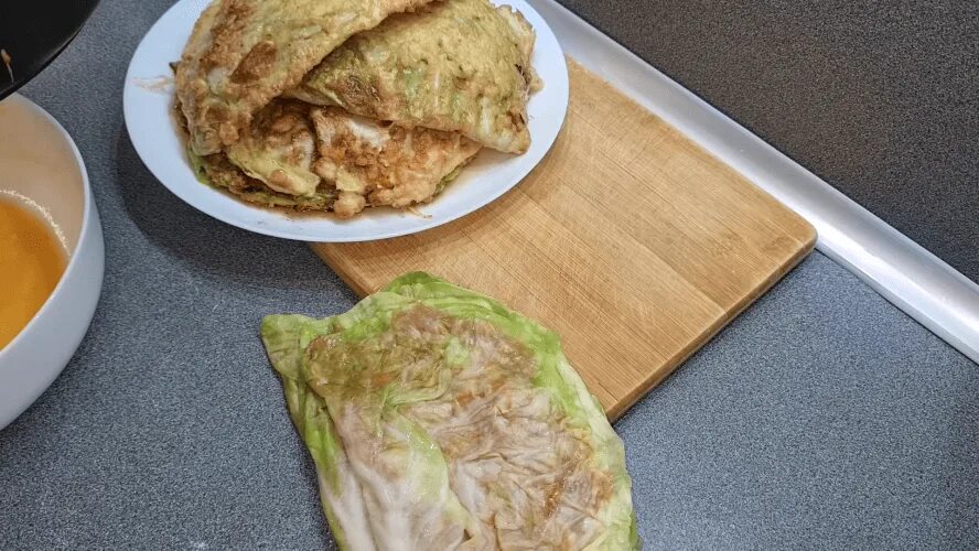 Где купить голубцы без риса. Голубцы переца рецепт с рисом и фаршем классический. Голубцы рецепт без риса. Голубцы с молодой с фаршем и рисом. Голубцы без риса запеченные в духовке.