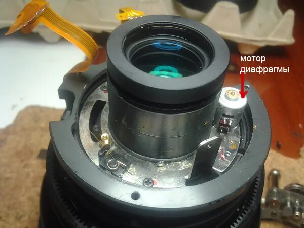 Диафрагма двигателя. Sigma 17-35 мотор автофокуса. привод диафрагмы объектива canon. привод диафрагмы sony. диафрагма с приводом.