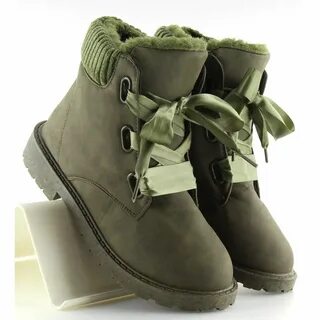 Зеленые ботинки женские