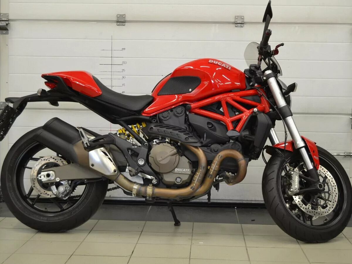 Ducati monster 821. Ducati Monster 821 двигатель. Ducati Monster 821 2015. Ducati Monster 821 характеристики.