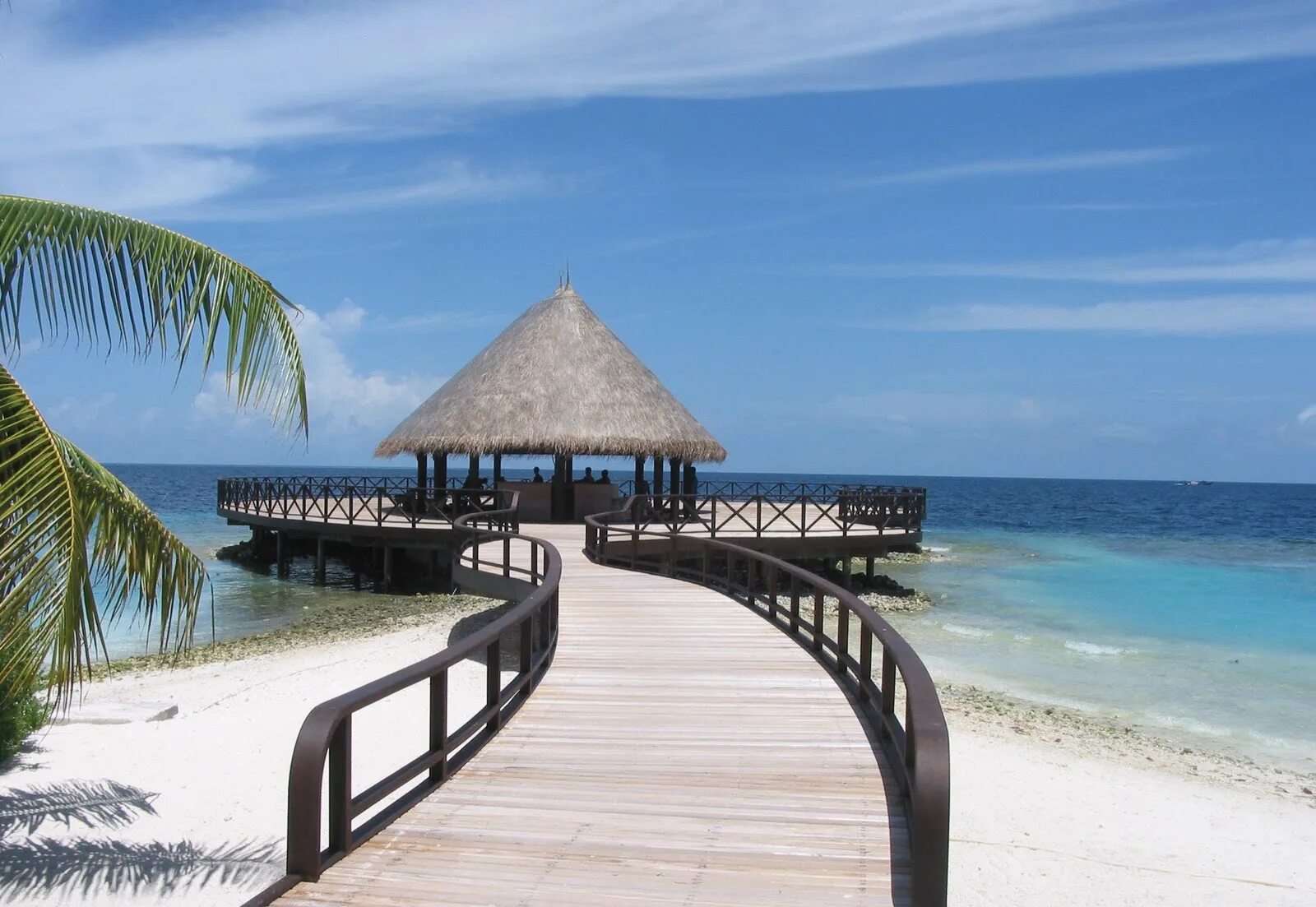Bandos Maldives 4. Мальдивы Bandos. Bandos Island Resort 4*. Bandos Island Resort & Spa. Bandos island