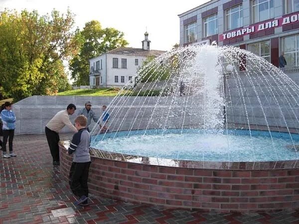 Прогноз погоды красные баки. Р.П.красные баки Нижегородской области. Посёлок красные баки Нижегородская область. Красные баки Нижегородская область Центральная площадь. Церковь красные баки Нижегородская область.