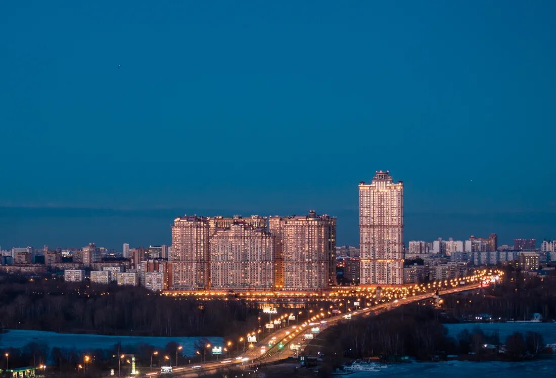 Россия москва строгино. Московский район Строгино. Строгино район Москвы. Строгино набережная Москвы. Щукинский полуостров в Строгино.