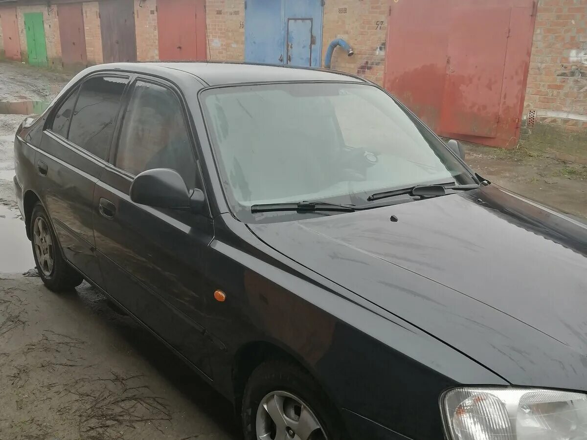 Купить акцент в ростовской. Hyundai Accent 2005 черная. Черный акцент 2005 года. Ростовский акцент. Авито акцент Ростовская область.