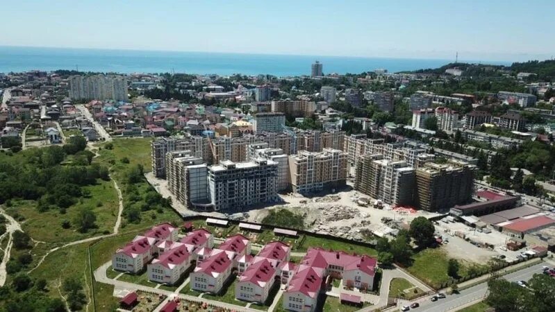 Жк лазаревский сочи. Жилой комплекс лазаревское. Жк семейный лазаревское. Жилой комплекс лазаревское. Жк семейный сочи.