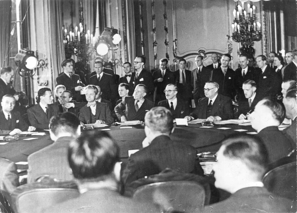 Международные конференции 1945