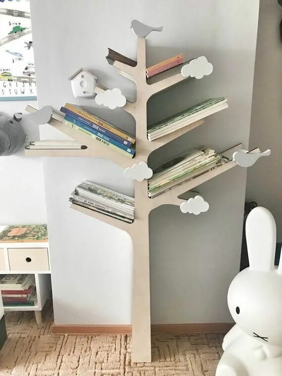 Tree shelf