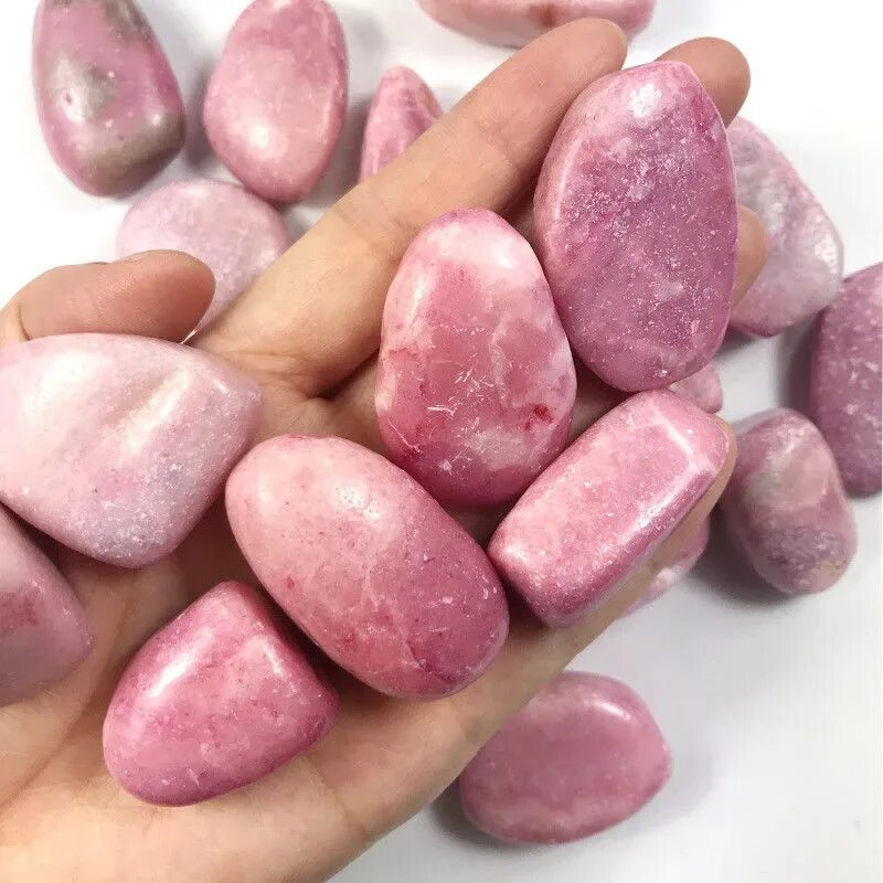 Pink stones. Pink Opal камень. Андский опал. Андский опал розовый. Перуанский опал розовый.