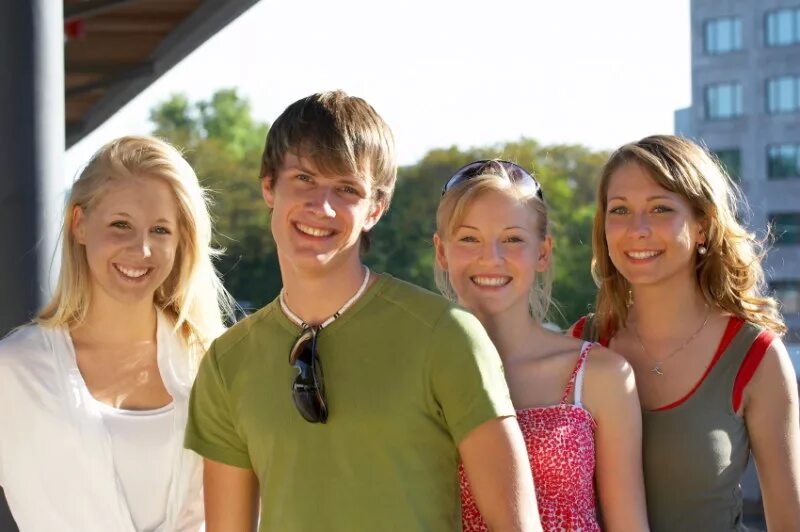 Fun life a teenage 18. Фото подростка. Картинки для подростков. Внешний вид подростка. Подростковый Возраст картинки.