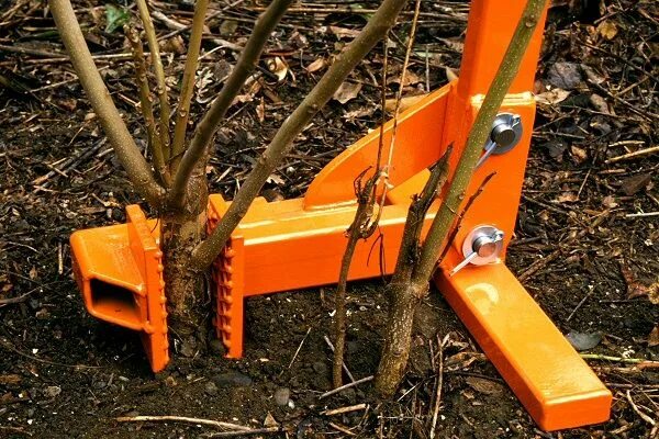 Корчеватель деревьев ручной. Корчеватель пней гидравлический. приспособление для выкорчевывания деревьев. приспособление для корчевания небольших деревьев.
