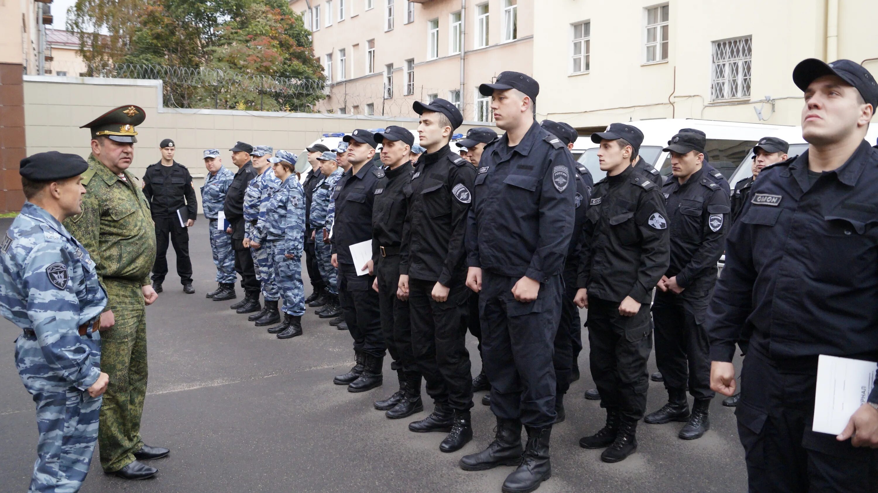 Омон псков. Омон законы. Омон законы. Много полиции. Российский омон.