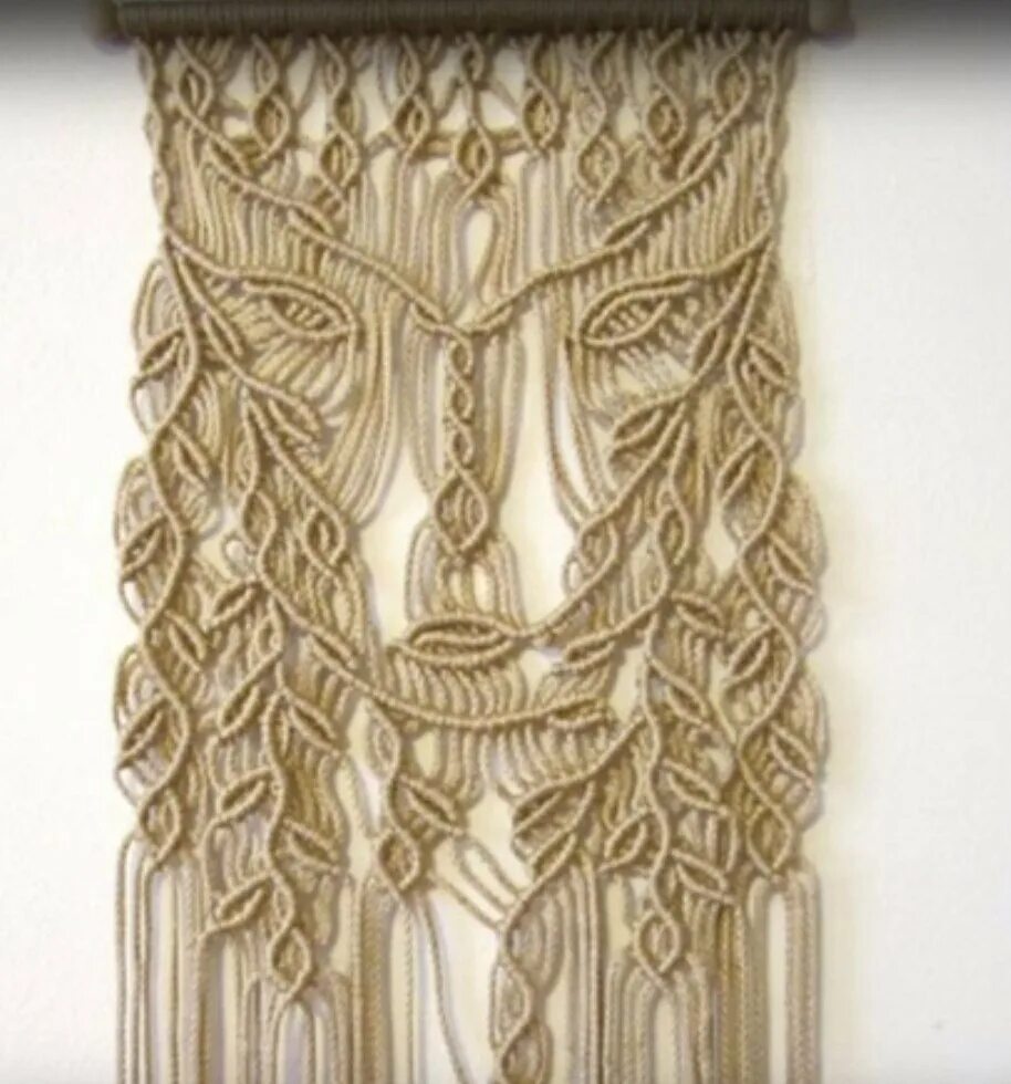 Необычные макраме панно. Макраме. Плетеное панно на стену. Панно макраме. Панно из макраме для начинающих схемы плетения.