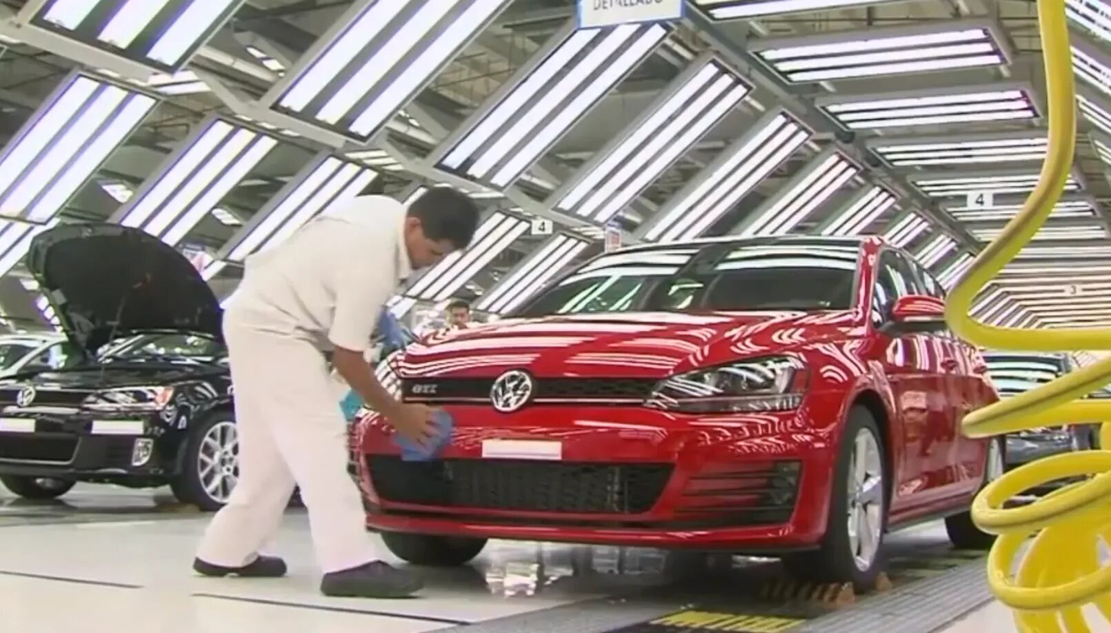 Volkswagen Golf Production. Завод Фольксваген в Мексике. Park Production Фольксваген. Фольксваген Мексика двигатель. Main production