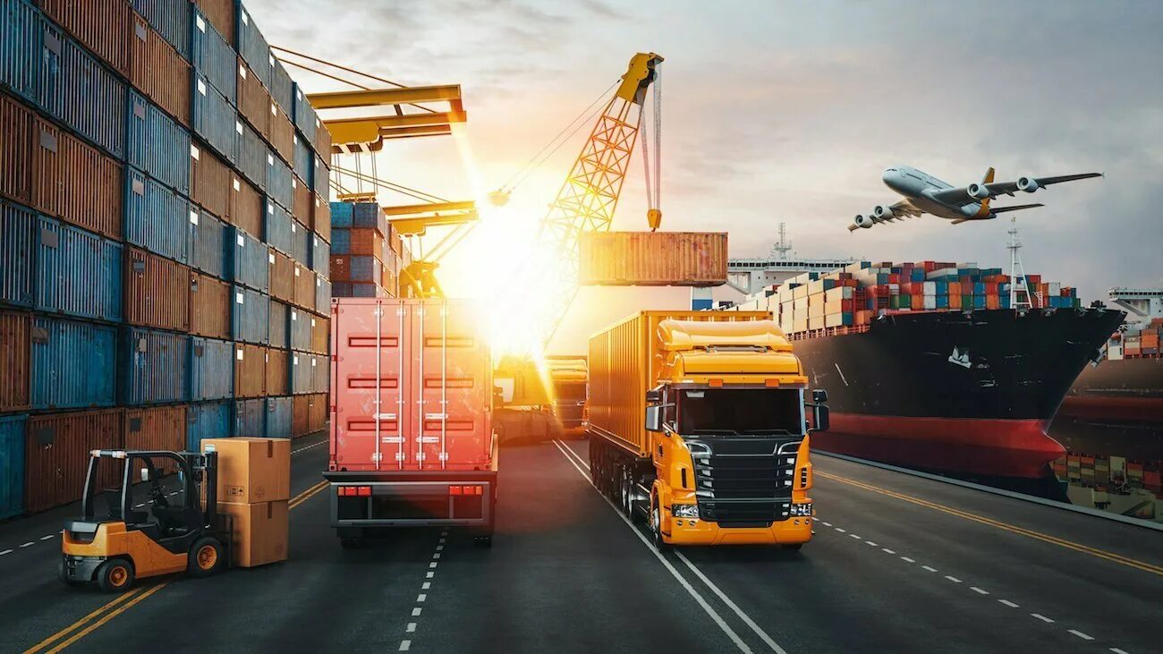 Транспортная компания Cargo transport Logistics. Фрейт Форвардинг. Контейнерные перевозки. Логичестика.