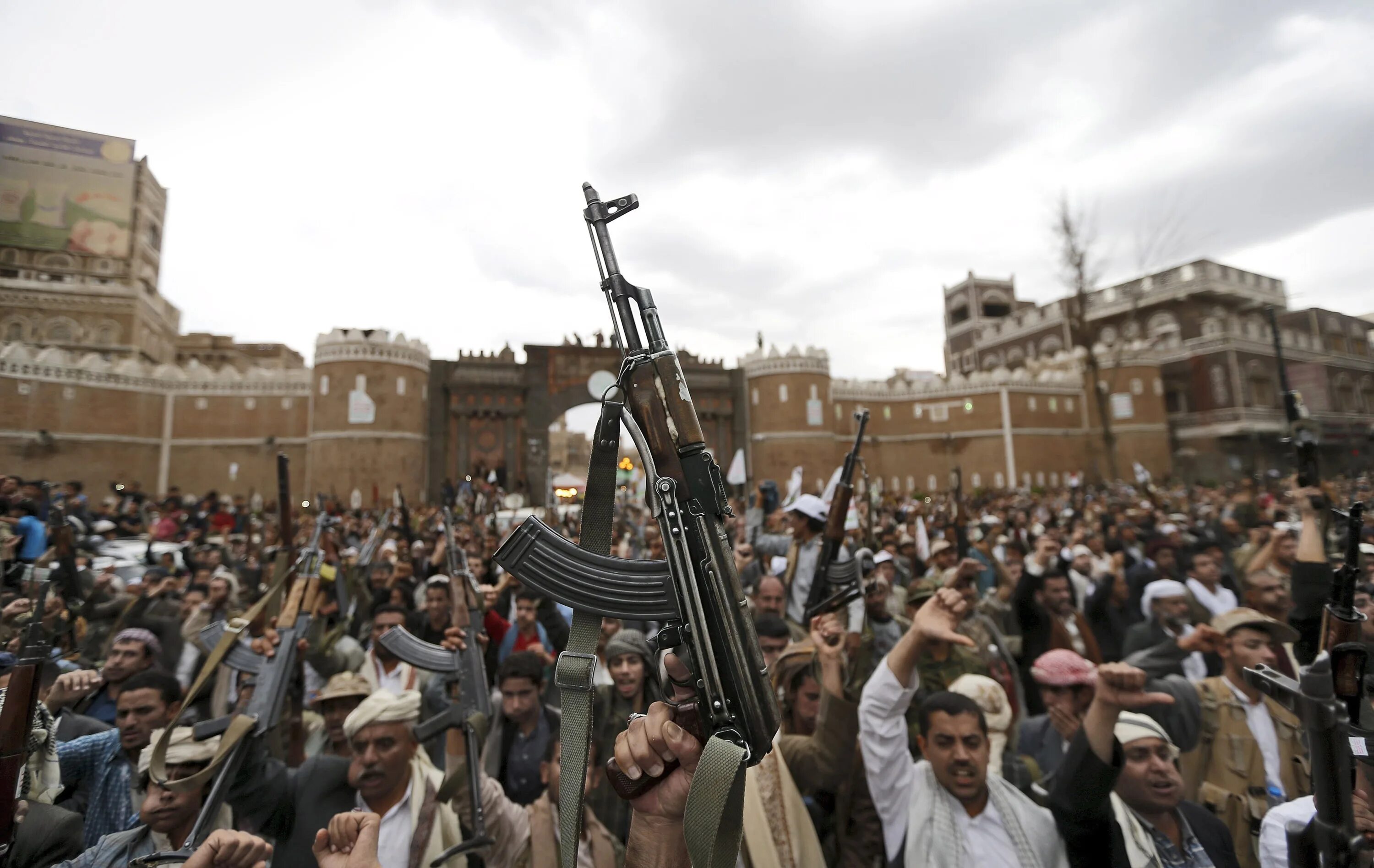 Йемен арабы-йеменцы. Военные конфликты на востоке