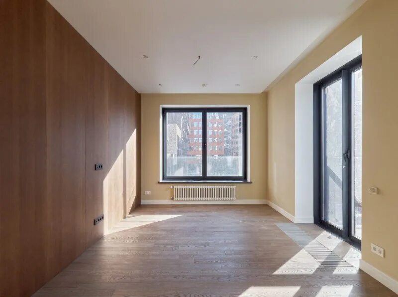 Этажи отделка квартир. Квартира с отделкой в новостройке. Квартиры с отделкой от застройщика. Чистовая отделка квартиры. Комната без мебели.