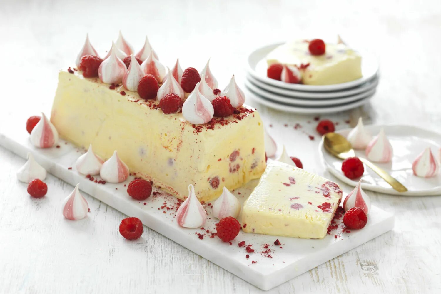 Семифредо десерт. Ванильный семифредо. ванильный семифредо il forno. making semifreddo (frozen cake).