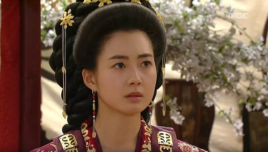 Королева чорин дорама наложница. Королева чорин 2020. Королева чхорин (2020). Королева чорин дорама. Королева чорин 2020.