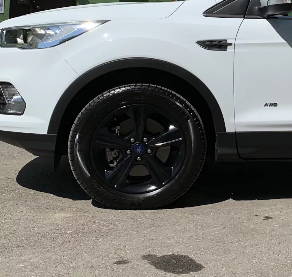 Колеса на форд куга 2. Колеса Ford Kuga r17. Диски r17 Ford Kuga. Диски на Куга 2. Колесные диски Форд Куга 2.