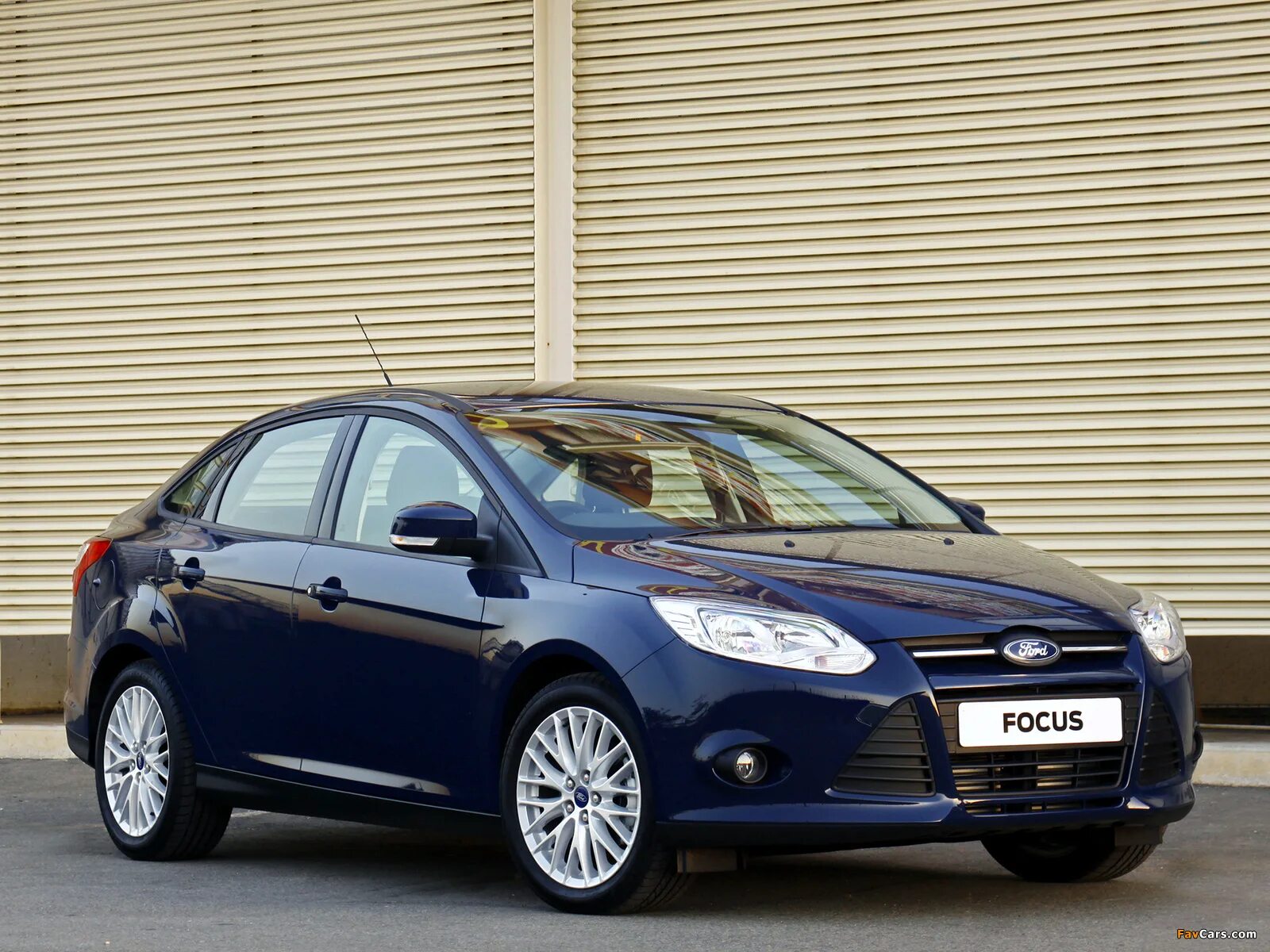 Форд фокус 1. Форд фокус отзывы владельцев минусы. Ford focus 3 седан серебристый. Фокус 3 105 1. Форд фокус отзывы владельцев минусы.