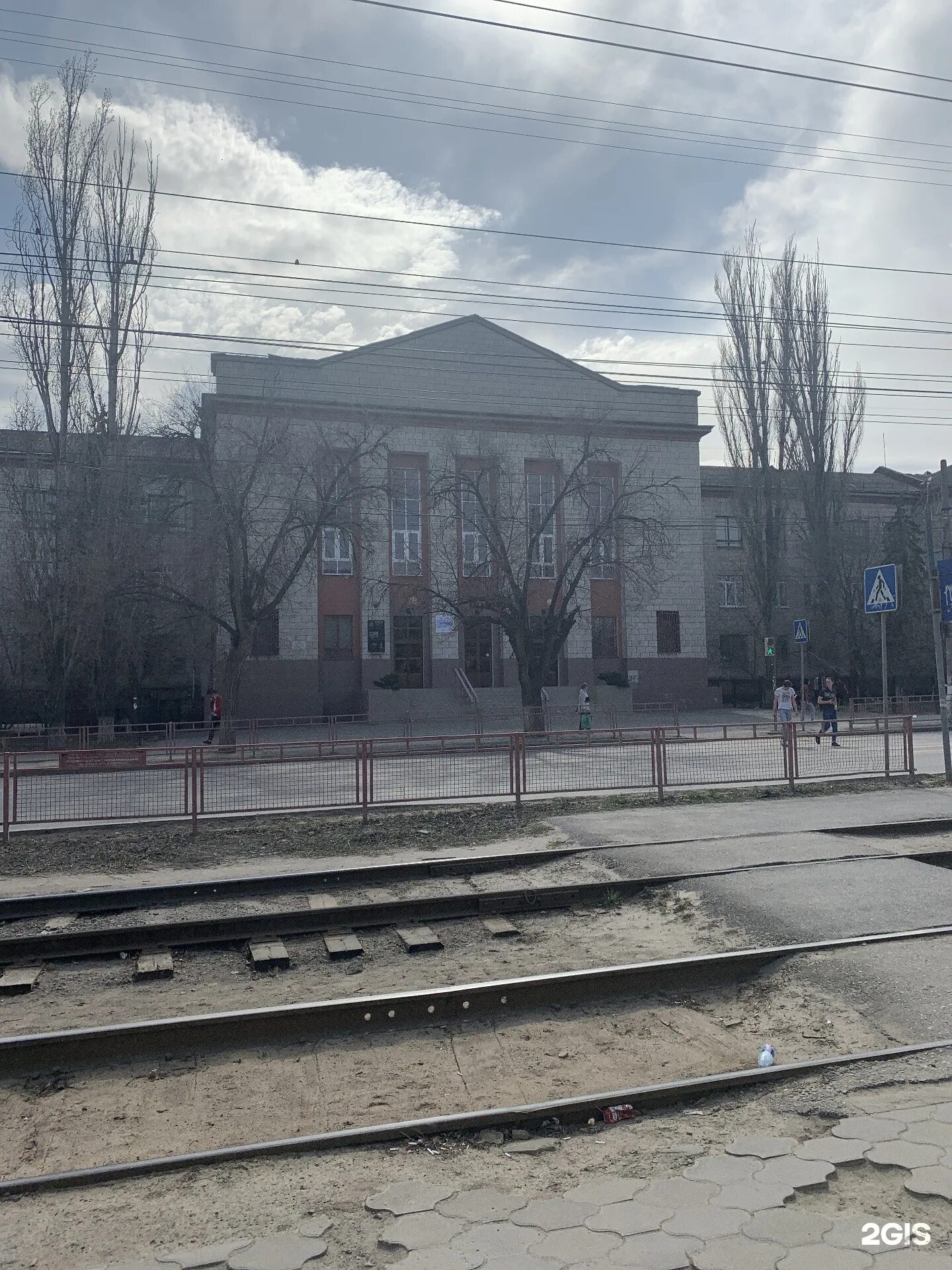 Пр волгоградский волгоград. Волгоградский экономико-технический колледж Волгоград. Экономический колледж Волгоград пр Металлургов. ВЭТК Волгоград колледж. ГБОУ Волгоградский технический колледж проспект Металлургов.