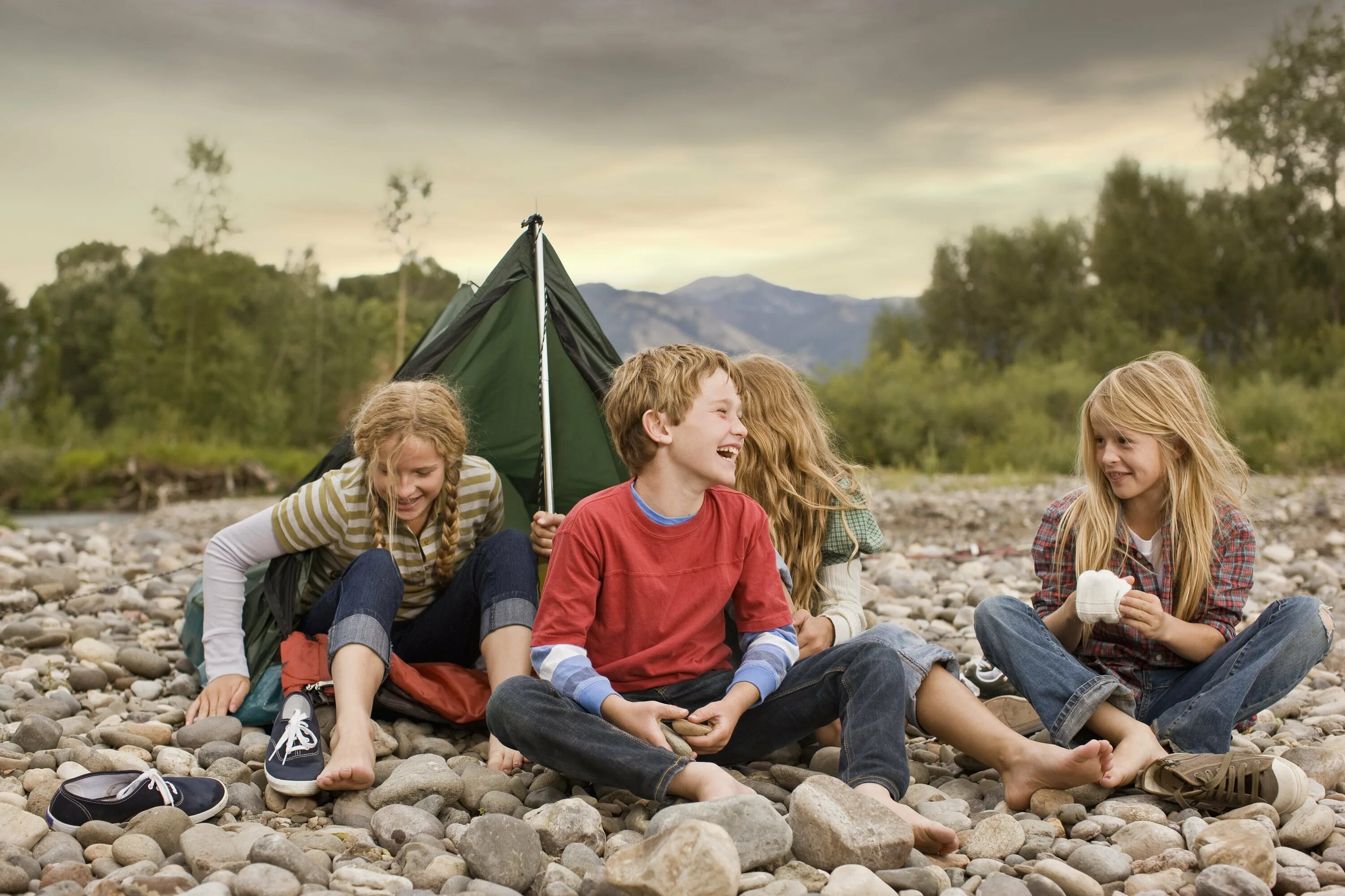 How to be good children. Детский туризм. Туристический поход с детьми. Дети в походе. Дети туристы.