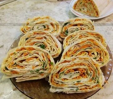 Рулет из лаваша начинки с корейской морковью
