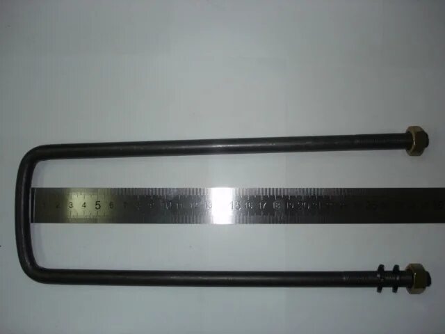 Стремянки крепления кузова газель. Стремянка кузова. Стремянка кузова средняя газ-3302 (l-420). Стремянка на кузов маз высота 55. Стремянка кузова газ 3302.