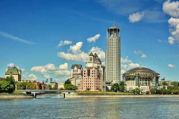 Отель красные холмы москва. Отель красные холмы москва. Swissôtel красные холмы космодамианская наб. Свиссотель красные холмы. Свиссотель красные холмы.
