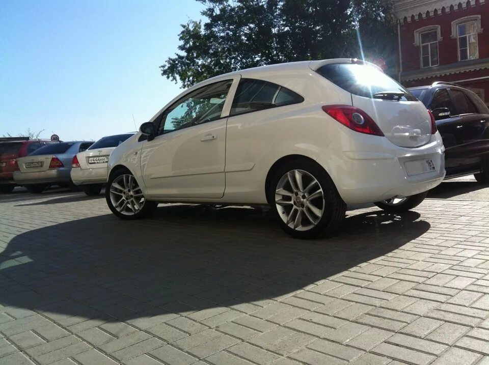 Opel corsa диски. Opel Corsa r17. Опель Корса диски r17. Диски Opel Corsa d r16. Opel Corsa d 17 диски.