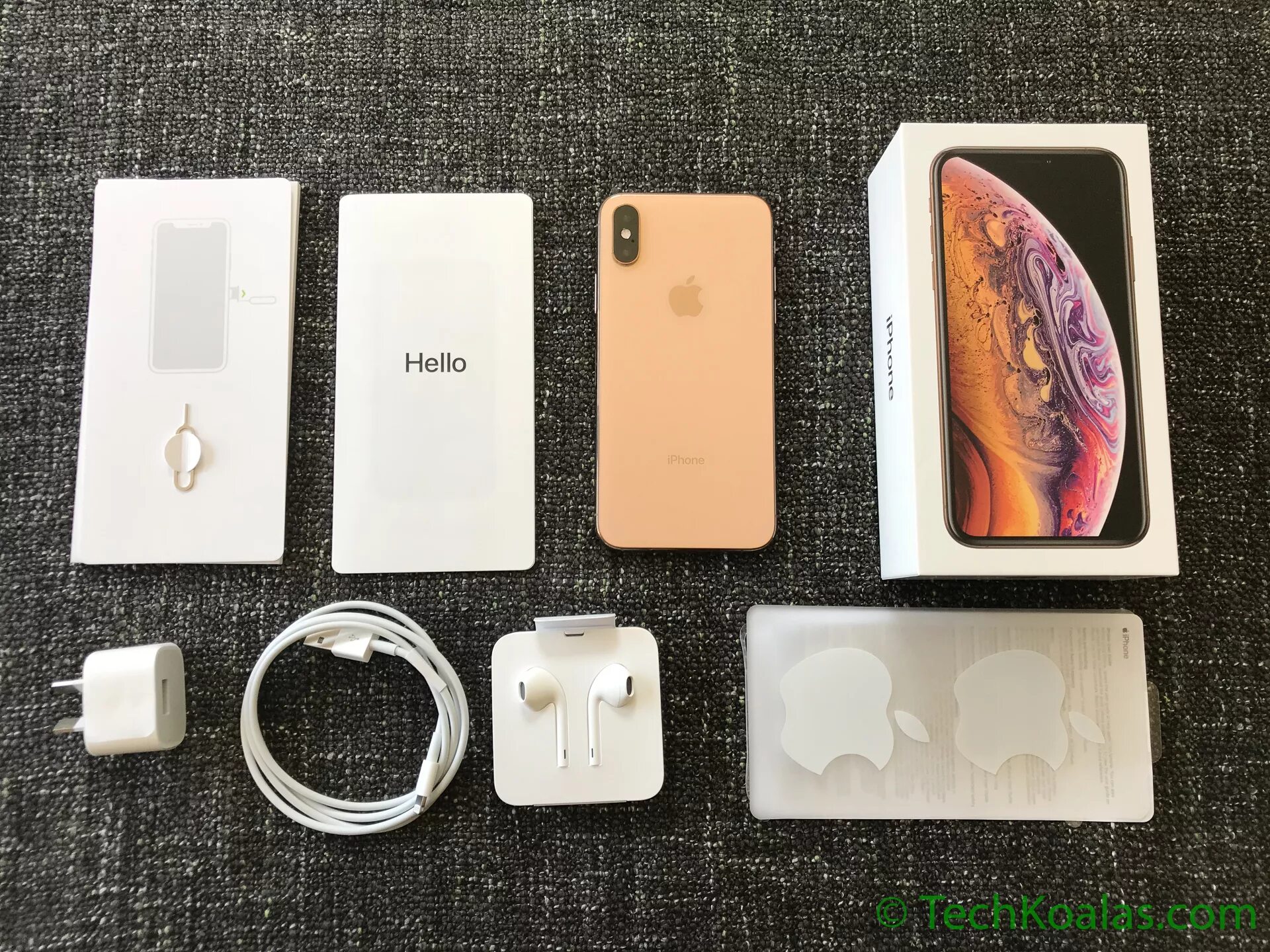 Iphone XS Max комплектация. Apple iphone XS Max комплектация. Комплект iphone XS Max. Iphone XS Max 64 GB Gold. Комплектация iphone pro