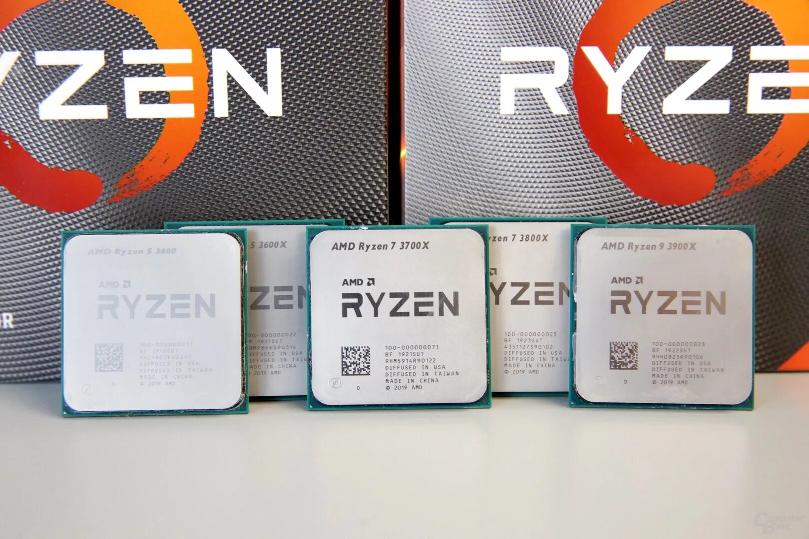 Оперативная память для процессоров ryzen. Ryzen 5 3600. Процессор AMD Ryzen 5 3600x. Процессор AMD Ryzen 7 3800x OEM. Процессор AMD Ryzen 5 5600x Box.