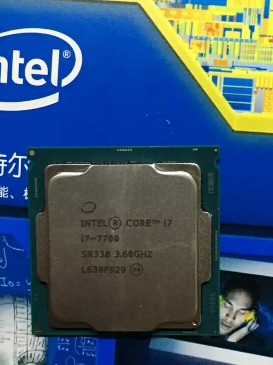 Интел 7700. Intel Core i7-7700. Интел кор i7 7700к. Процессор Intel Core i7-7700k. Чипсет Intel Core i7 7700k.