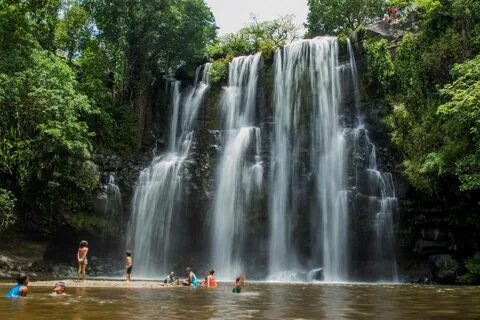 Rio celeste y los teñideros