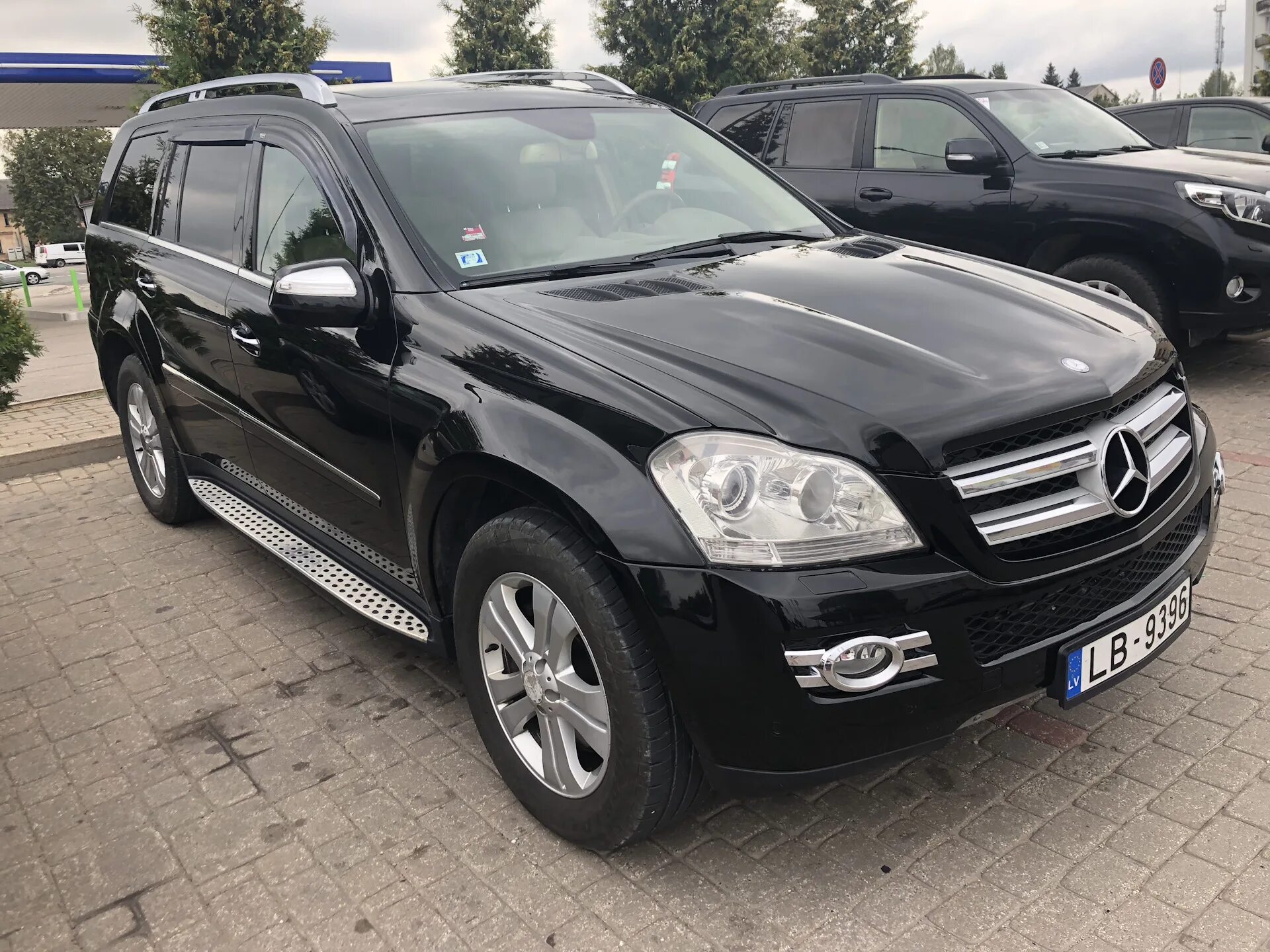 Mercedes benz gl x164. Ремонт mercedes gl. Мерседес икс 164. Ремонт mercedes gl. Ремонт mercedes gl.