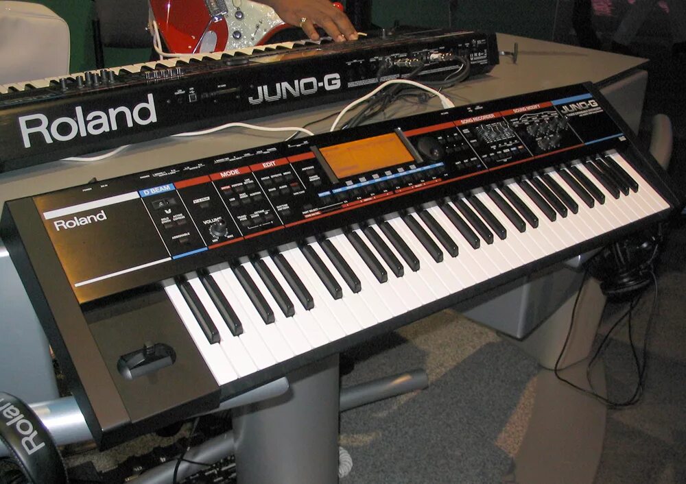 Roland juno vst. Роланд джуно. Роланд джуно. Roland juno 60. Roland juno 60.
