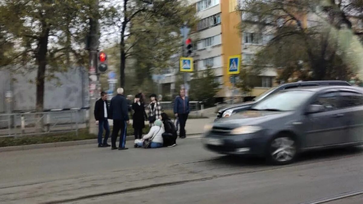 09 05 18 00. Сбили женщину на пешеходном с. Самарское.