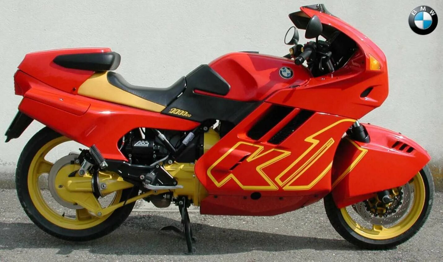 Куплю мотоцикл б у москва. BMW k1 мотоцикл. BMW k1 1991. BMW k1 1988. Мотоцикл БМВ 1990.