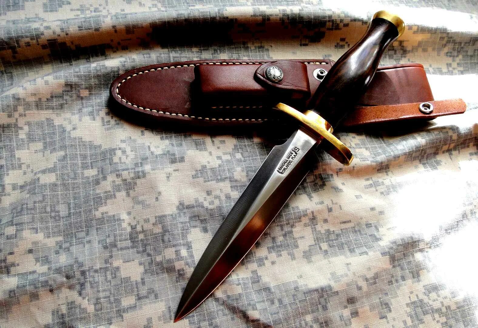 Фото нож купить. Нож армейский - АН 2248. Кинжал Gerber Mark II. Ножи боевые охотничьи. Красивые боевые ножи.