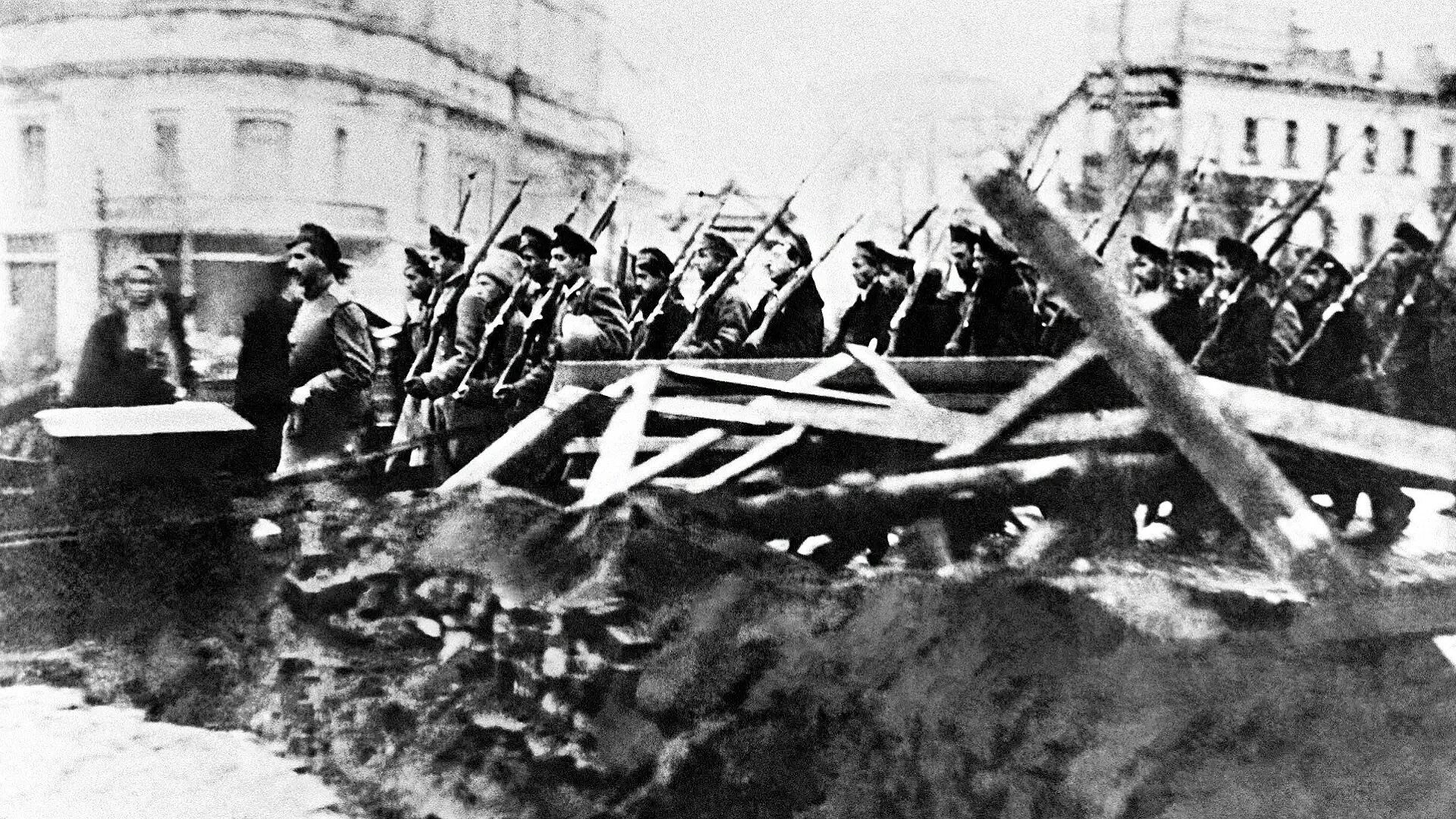 Октябрьская революция 1917 года. ). 1917 революция или переворот. Великая социалистическая революция 1917. Вели́кая октя́брьская социалисти́ческая револю́ция 1917.