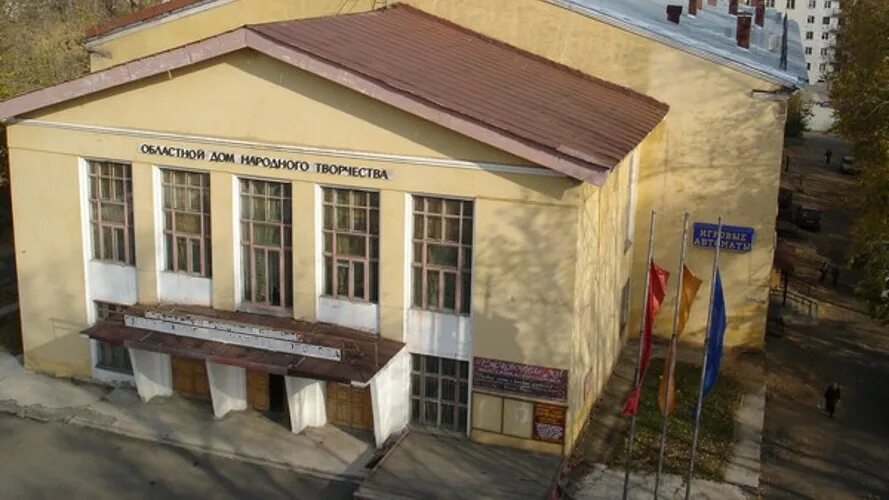 Октябрьский проспект 38. Октябрьский проспект 38 однт. однт киров. киров дом культуры однт. однт киров здания.