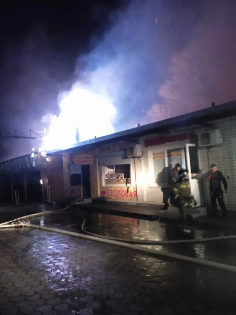 Пожар в Анапе 2021 кафе. Сгорело кафе в Витязево 2021 год. Пожар в Анапе. Сукко пожар. Пожар в анапе 13 февраля 2024