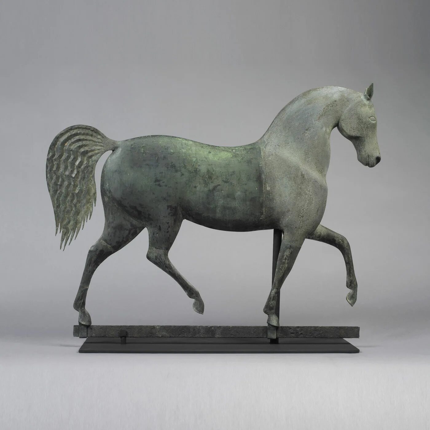 Греческий конь. Скульптура лошади. Конь фигура. Античные скульптуры кони. Скульптура Минимализм.