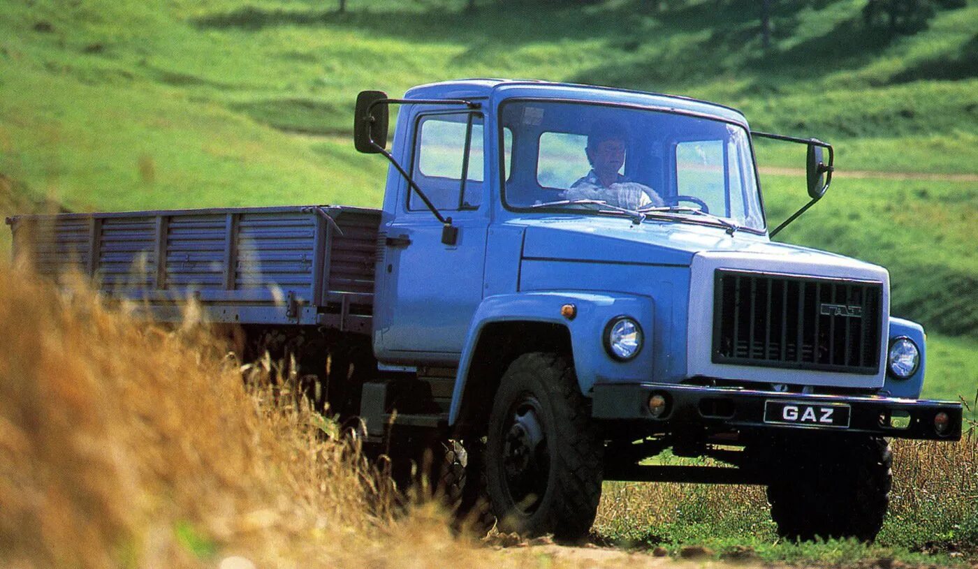 Газ 305. Мухобойка газ 3102. Газ-3307 грузовой бортовой. Газель 2705 2005 года. Газ газель 2705.