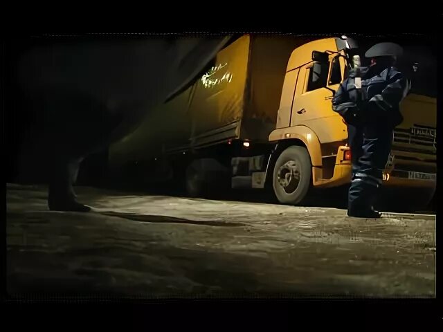 Trucks tv l тракс тв. Гачи дальнобольщики. Дальнобольщик работа. Песня про дальнобольщика. Иваныч ёкарный бабай.