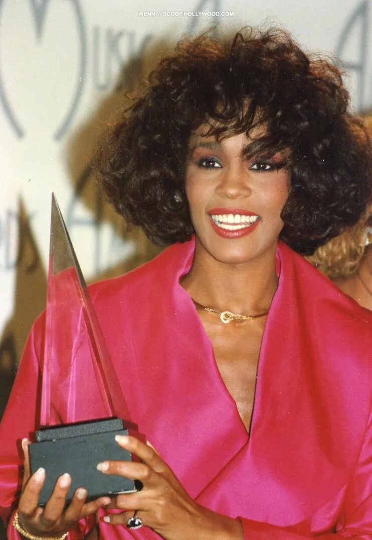 уитни хьюстон when. уитни хьюстон 2007. уитни хьюстон. уитни хьюстон my name is not susan клип участники. мэрайя и уитни хьюстон.