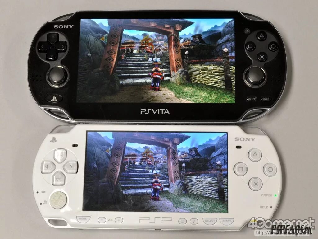 Топ игр на виту. PS Vita vs PSP 3008. PSP Sony vs PSP Vita. PSP e1008 vs PS Vita. PS Vita 2.