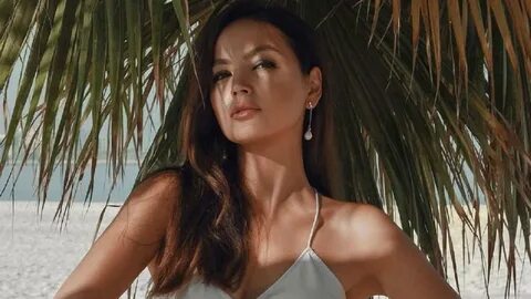 Sport shim kiygan yigitlar